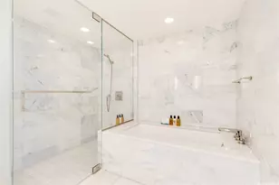 383 Kalaimoku St, Honolulu, HI 96815 - Photo 16