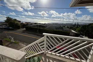 2368 St Louis Dr, Honolulu, HI 96816 - Photo 1