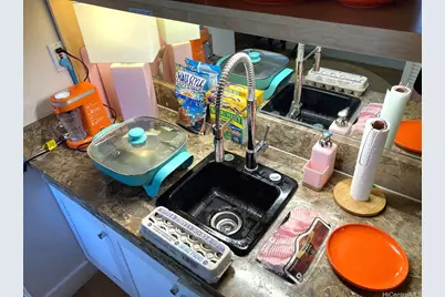 440 Olohana Street #1808, Honolulu, HI 96815 - Photo 10