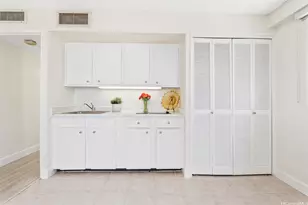 2440 Kuhio Ave, Honolulu, HI 96815 - Photo 16