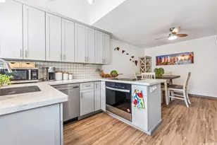 553 Pepeekeo St, Honolulu, HI 96825 - Photo 2