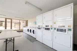 1720 Ala Moana Blvd, Honolulu, HI 96815 - Photo 14