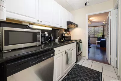 1720 Ala Moana Boulevard #304B, Honolulu, HI 96815 - Photo 4