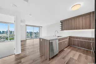 1500 Rycroft St, Honolulu, HI 96814 - Photo 2