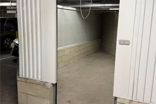 1001 Queen St, Honolulu, HI 96814 - Photo 2