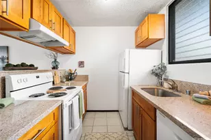 1561 Pensacola St, Honolulu, HI 96822 - Photo 4