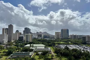 1910 Ala Moana Blvd, Honolulu, HI 96815 - Photo 2