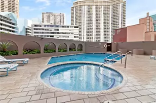 1910 Ala Moana Blvd, Honolulu, HI 96815 - Photo 10