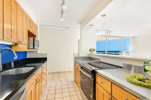 2600 Pualani Way, Honolulu, HI 96815 - Photo 14