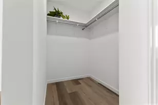 1515 Liona St, Honolulu, HI 96814 - Photo 12