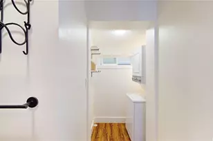 4566 Sierra Dr, Honolulu, HI 96816 - Photo 10