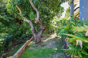 4566 Sierra Dr, Honolulu, HI 96816 - Photo 16