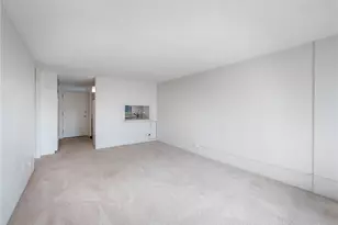 2421 Ala Wai Blvd, Honolulu, HI 96815 - Photo 6