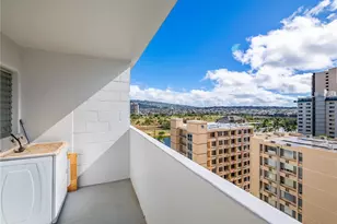 2421 Ala Wai Blvd, Honolulu, HI 96815 - Photo 22