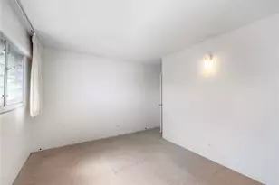 2421 Ala Wai Blvd, Honolulu, HI 96815 - Photo 6