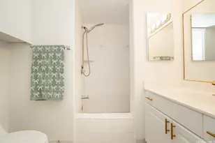 1561 Kanunu St, Honolulu, HI 96814 - Photo 10