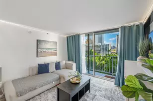 2427 Kuhio Ave, Honolulu, HI 96815 - Photo 2