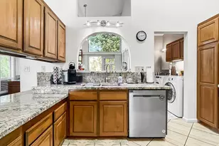 98-1421 Onikiniki Pl, Aiea, HI 96701 - Photo 8