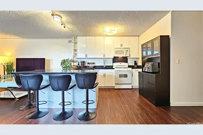 2215 Aloha Drive #DH405, Honolulu, HI 96815 - Photo 2