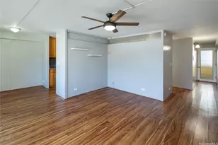 910 Ahana St, Honolulu, HI 96814 - Photo 2