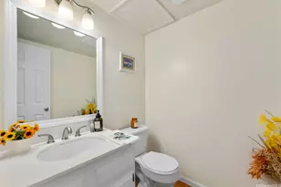 1090 Kumukumu St, Honolulu, HI 96825 - Photo 8