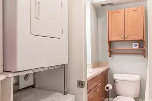 2345 Ala Wai Blvd, Honolulu, HI 96815 - Photo 14