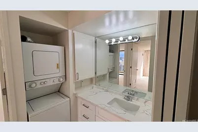 411 Hobron Lane #3208, Honolulu, HI 96815 - Photo 8