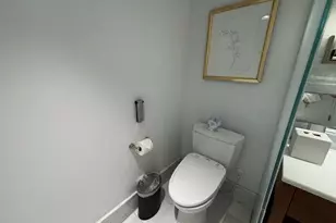 383 Kalaimoku St, Honolulu, HI 96815 - Photo 10