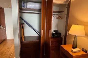 383 Kalaimoku St, Honolulu, HI 96815 - Photo 8