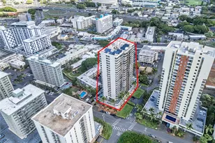 2724 Kahoaloha Ln, Honolulu, HI 96826 - Photo 2