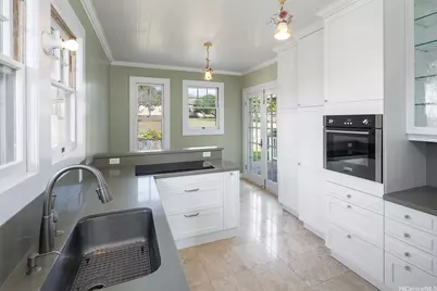2238 Hoonanea Street, Honolulu, HI 96822 - Photo 4