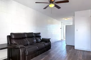 1426 Ke’eaumoku St, Honolulu, HI 96822 - Photo 2