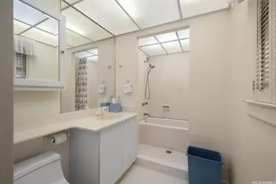 3027 Kalakaua Avenue, Honolulu, HI 96815 - Photo 16