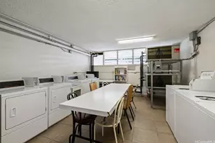 411 Kaiolu St, Honolulu, HI 96815 - Photo 14