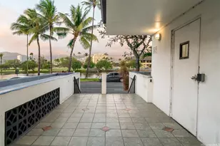2509 Ala Wai Blvd, Honolulu, HI 96815 - Photo 12