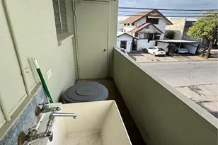 1924 Kalani St, Honolulu, HI 96819 - Photo 8