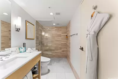 383 Kalaimoku Street #1916, Honolulu, HI 96815 - Photo 18