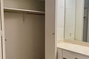 400 Hobron Ln, Honolulu, HI 96815 - Photo 8