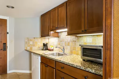 2045 Kalakaua Avenue #1004, Honolulu, HI 96815 - Photo 12