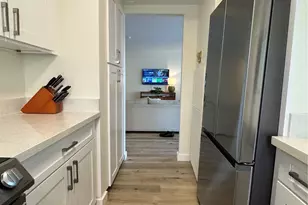 2470 Kalakaua Ave, Honolulu, HI 96815 - Photo 14