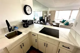 1777 Ala Moana Blvd, Honolulu, HI 96815 - Photo 16