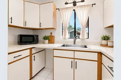 95-349 Kuahelani Avenue #B-2, Mililani, HI 96789 - Photo 6