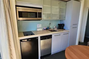 410 Atkinson Dr, Honolulu, HI 96814 - Photo 6