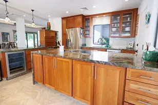 7832 Makaaoa Pl, Honolulu, HI 96825 - Photo 4