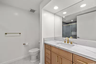 1 Keahole Place #3304, Honolulu, HI 96825 - Photo 8