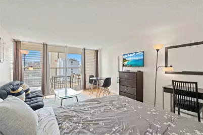 445 Seaside Avenue #1814, Honolulu, HI 96815 - Photo 2