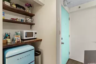 2463 Kuhio Ave, Honolulu, HI 96815 - Photo 12