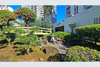 2029 Nuuanu Avenue #1003, Honolulu, HI 96817 - Photo 18