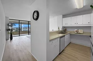 1717 Mott Smith Dr, Honolulu, HI 96822 - Photo 6