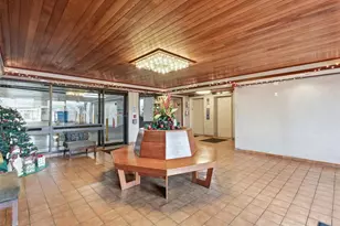 2415 Ala Wai Blvd, Honolulu, HI 96815 - Photo 14